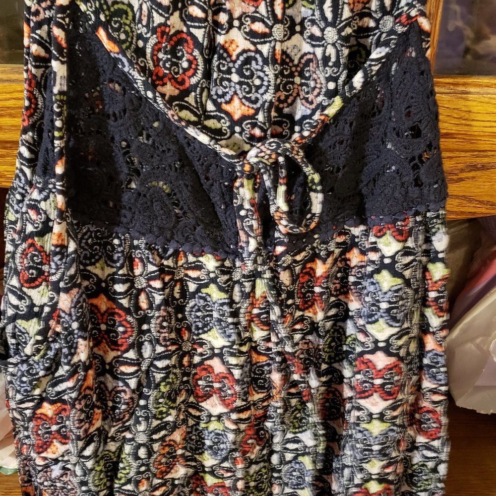 Blue design top Lane Bryant 8